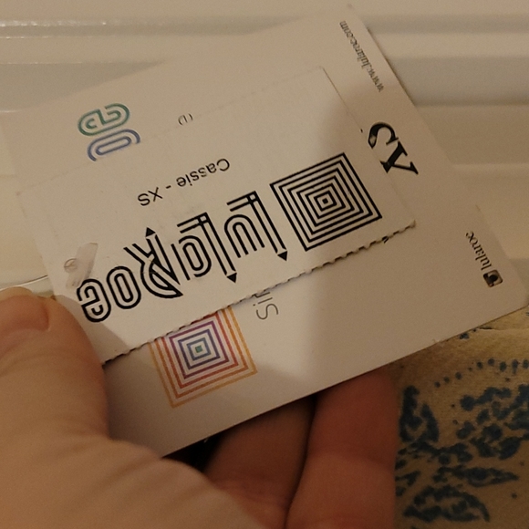 LulaRoe Cassie Skirt - Picture 2 of 3